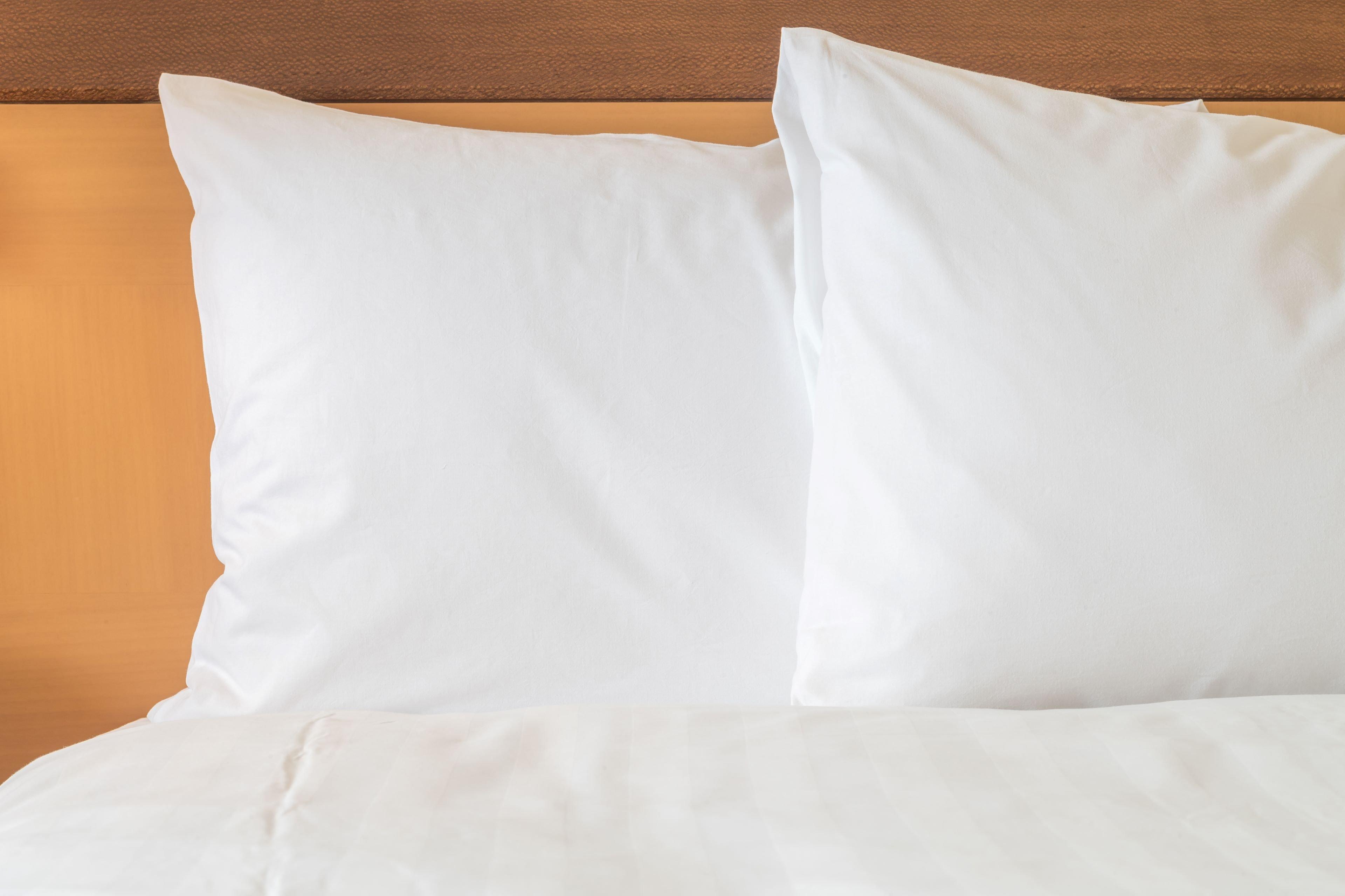 Express & Cleveland-richfield By Ihg Hotel