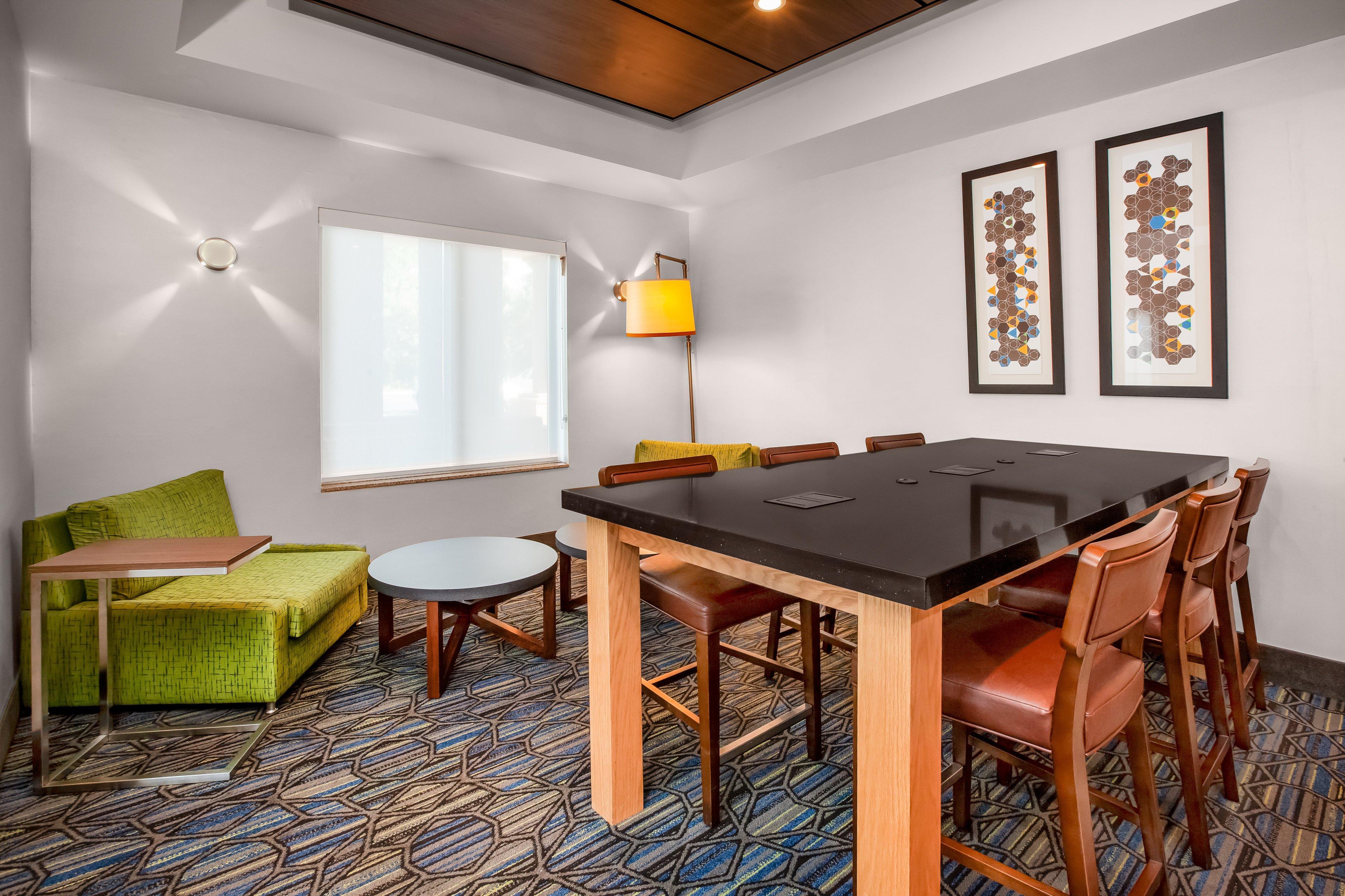 Hotel Express & Cleveland-richfield By Ihg Brecksville