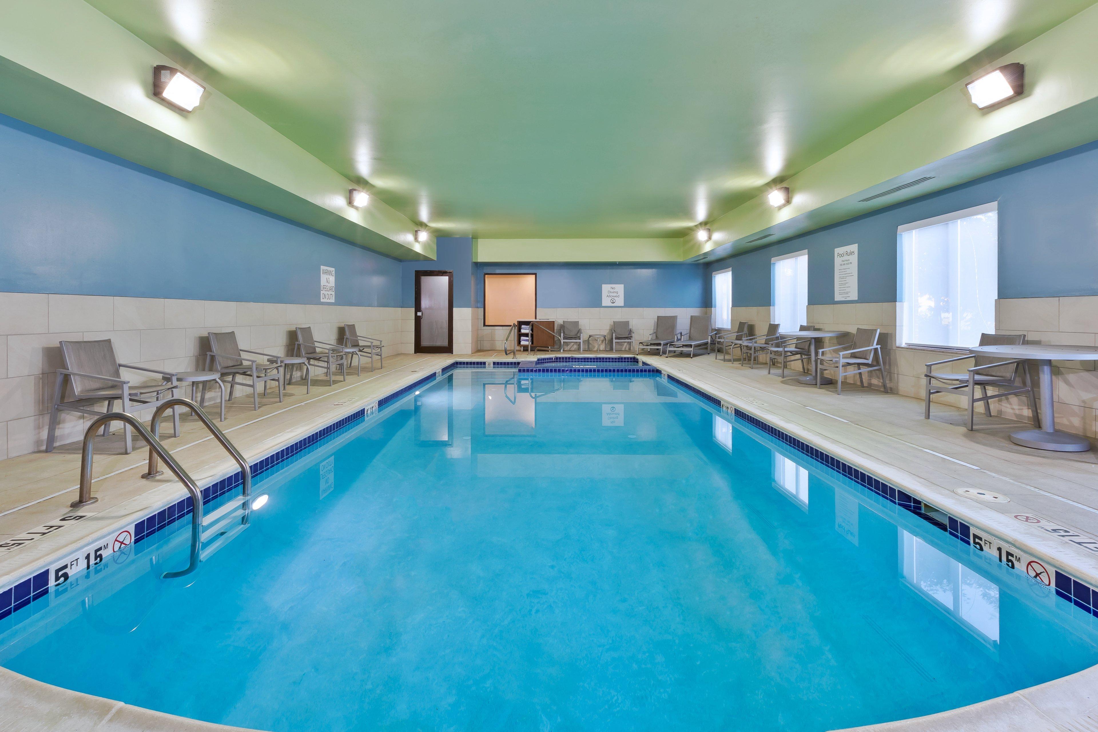 Express & Cleveland-richfield By Ihg Hotel 2*